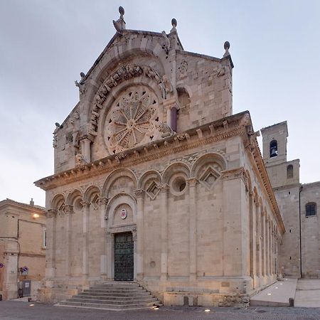 Svegliarsi Nei Borghi - La Patronale Bed & Breakfast Troia Eksteriør bilde